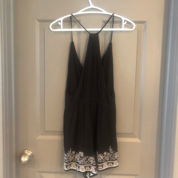 Kendall and Kylie Romper - Picture 4 of 4